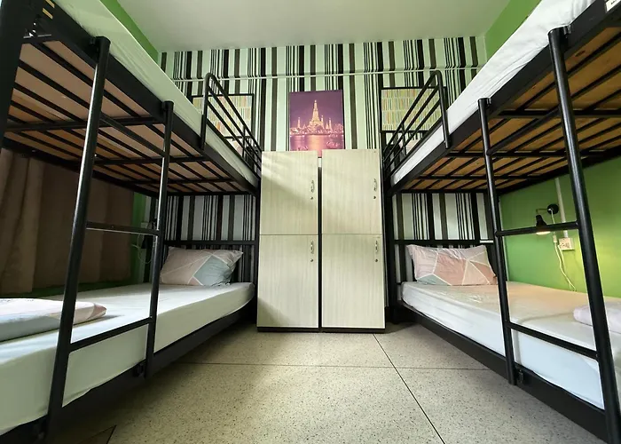 Baan Nampetch Hostel