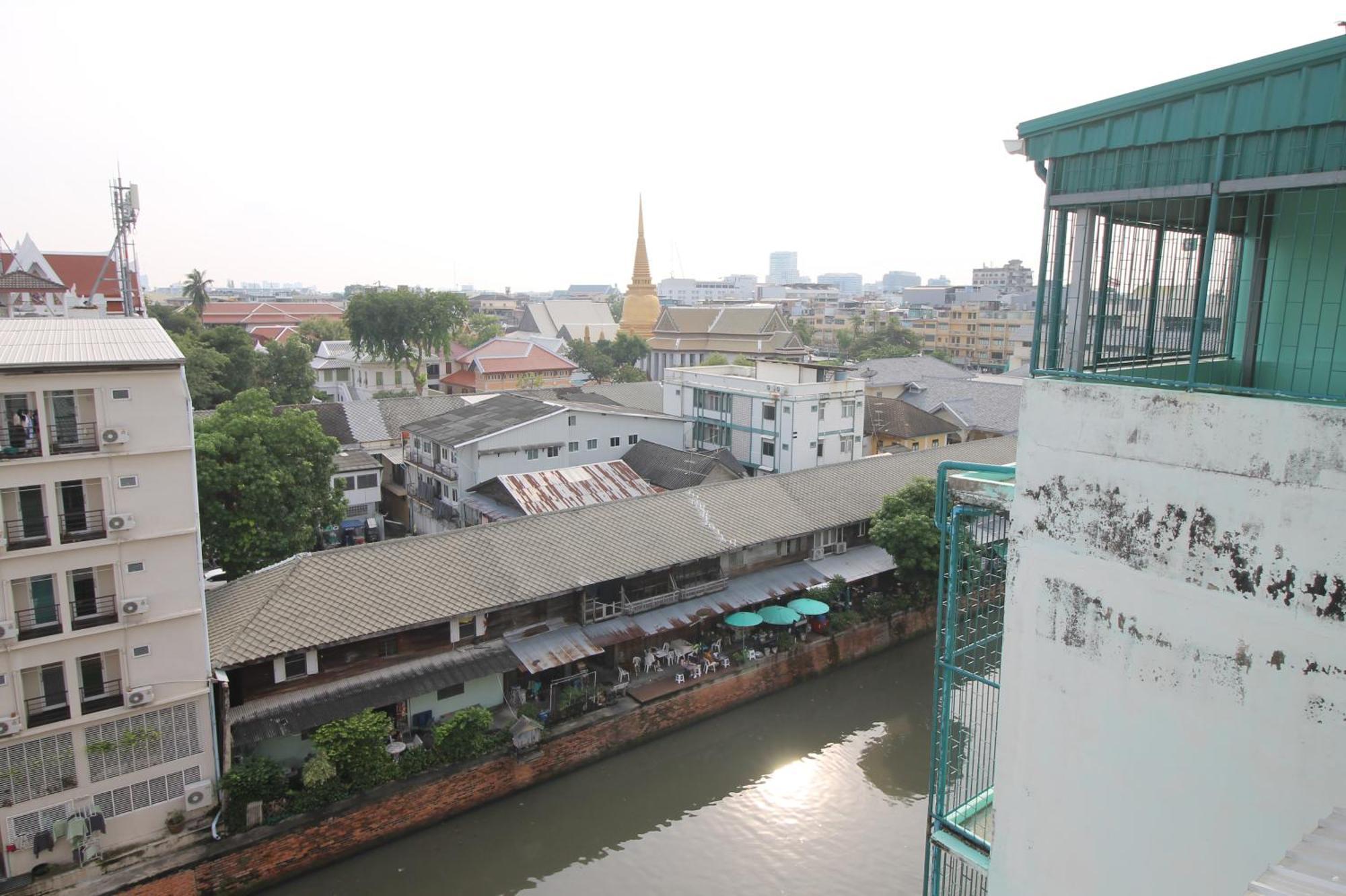 Asrama Baan Nampetch Bangkok